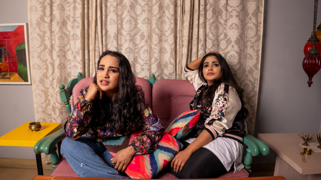 Justin Bibis: The Talented Sisters in Pakistan