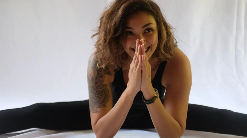 Anika Rabbani: Empowering Wellness through Yoganika