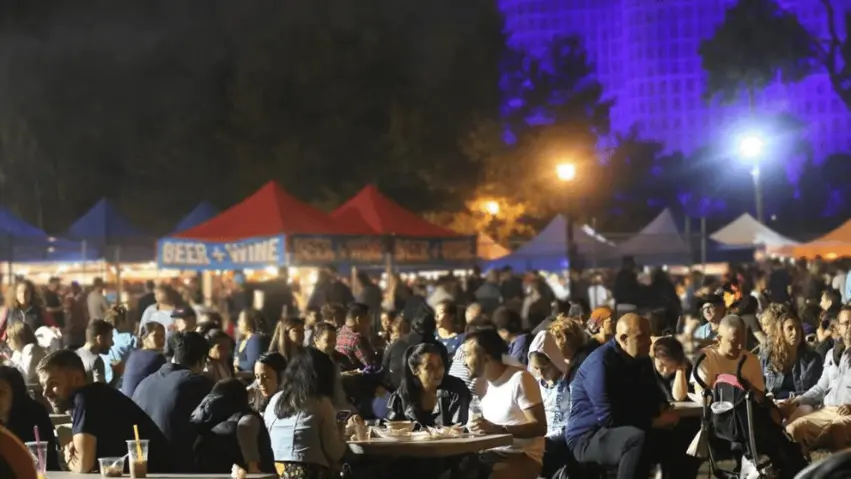 Astoria Ramadan Market Lights Up NYC in Solidarity with Women